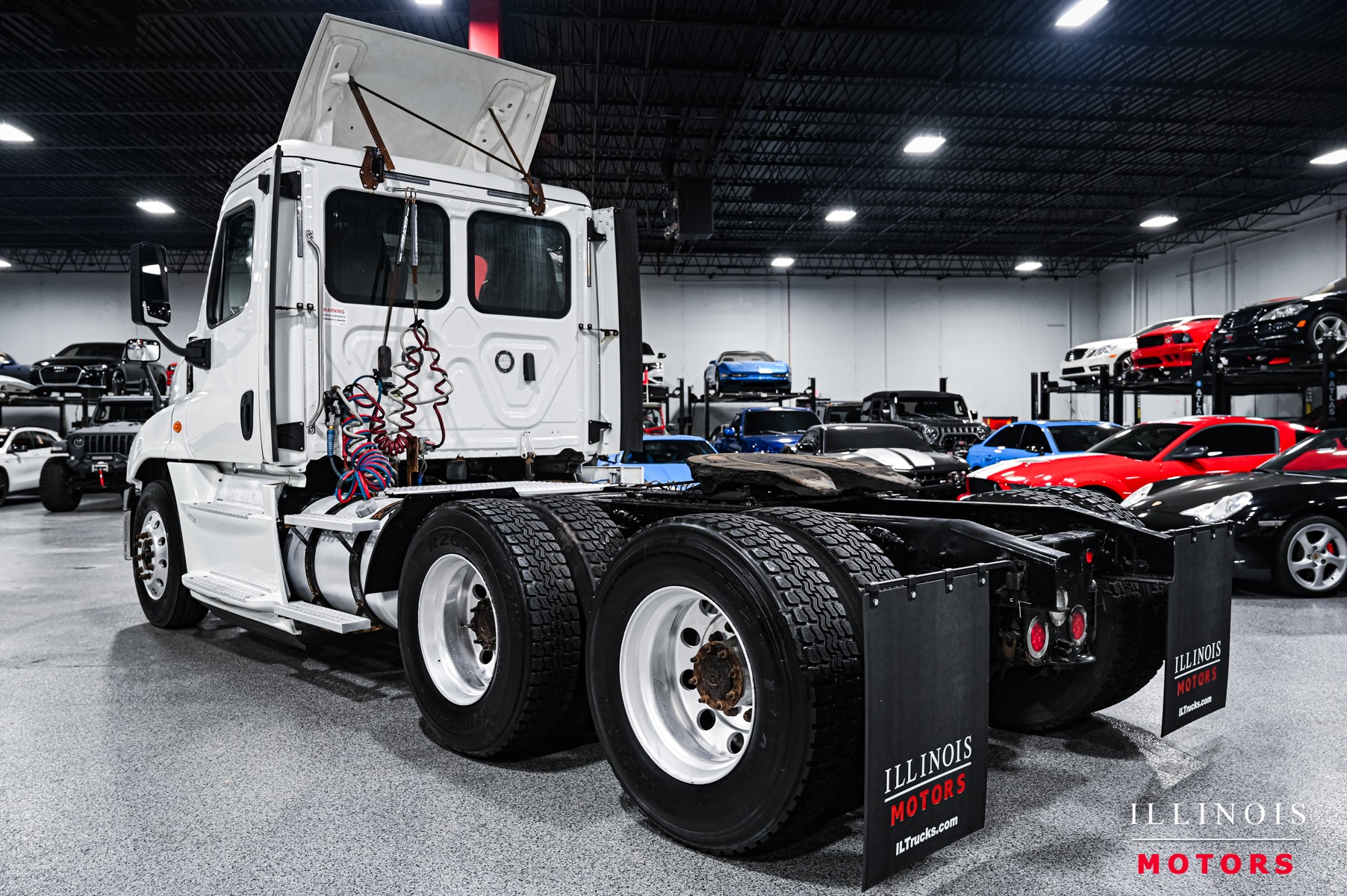 2018 Freightliner Cascadia photo 3