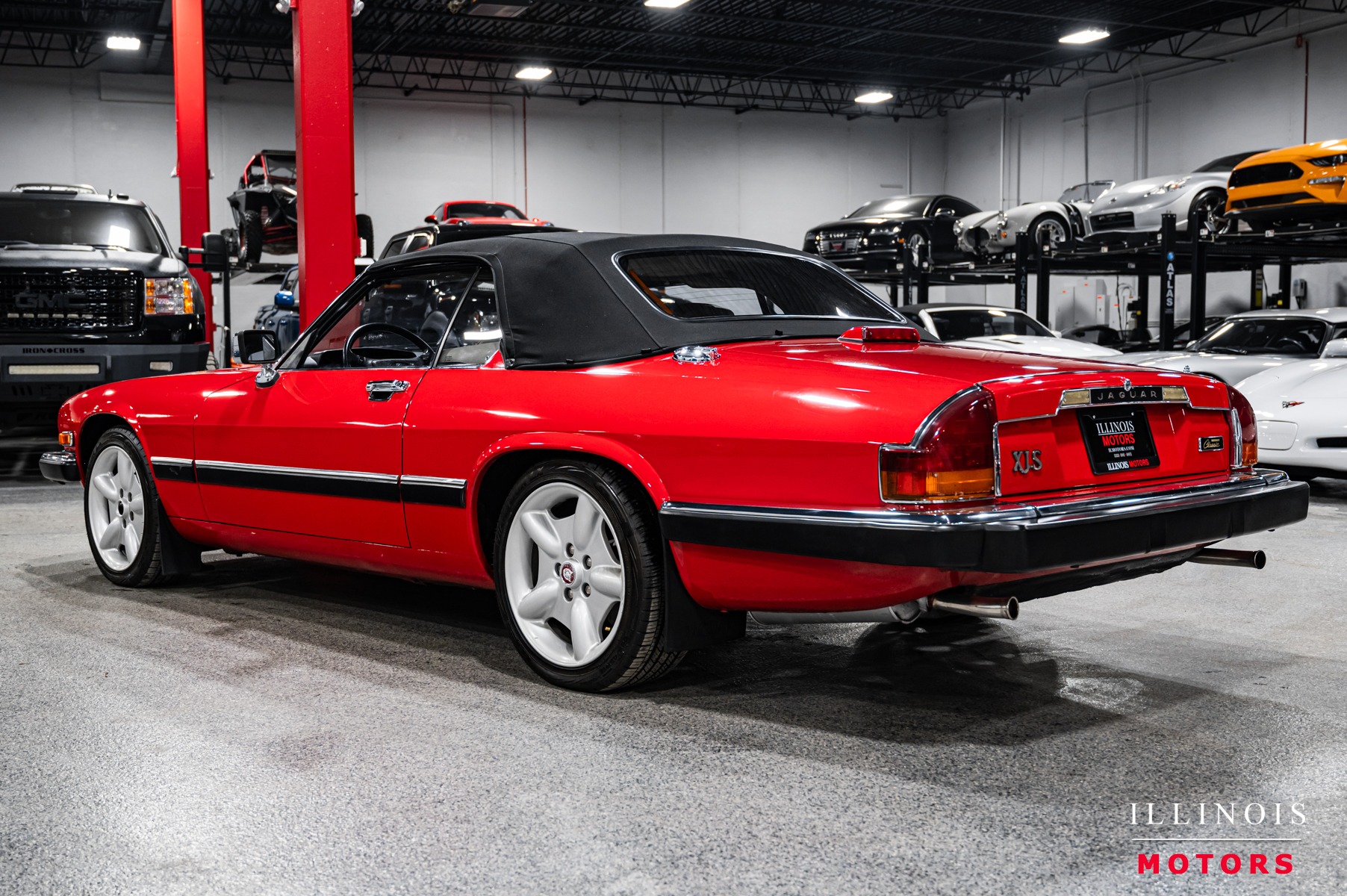 1991 Jaguar XJ photo 3