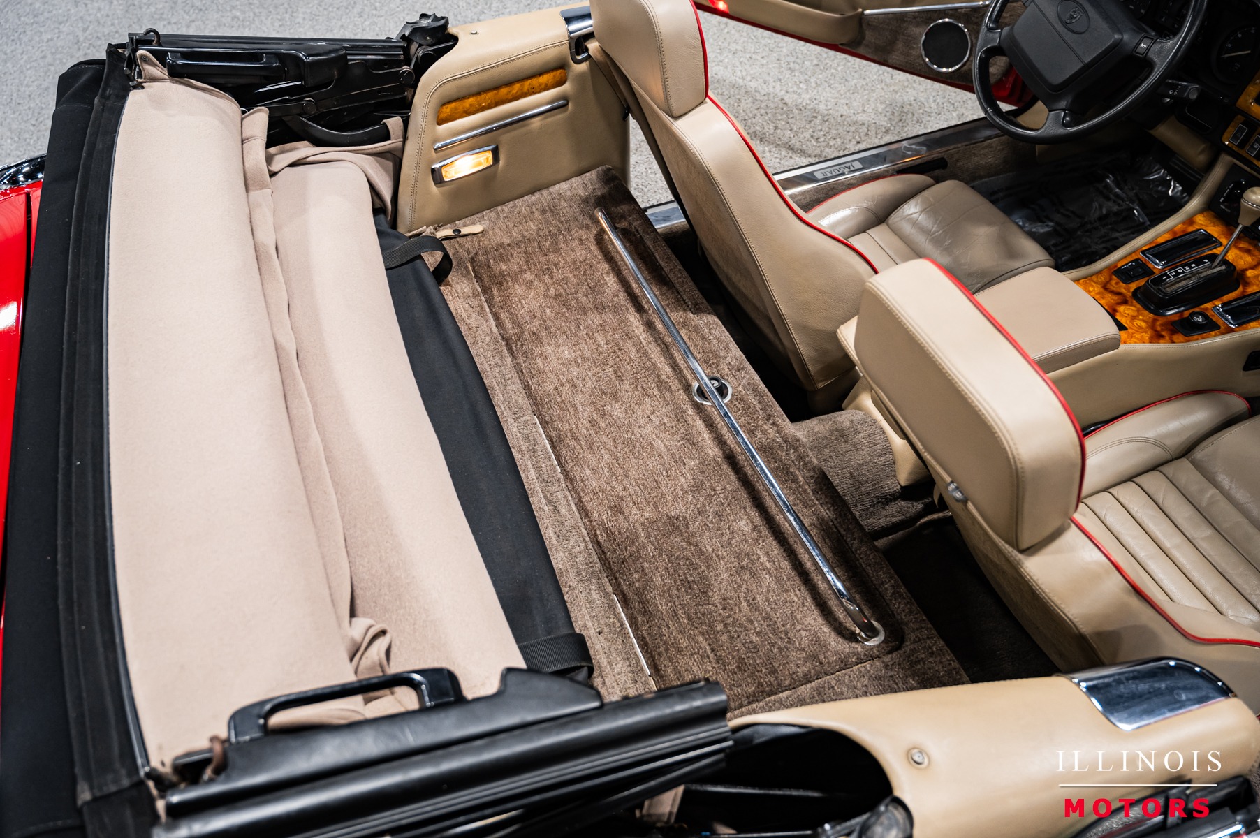 1991 Jaguar XJ photo 28