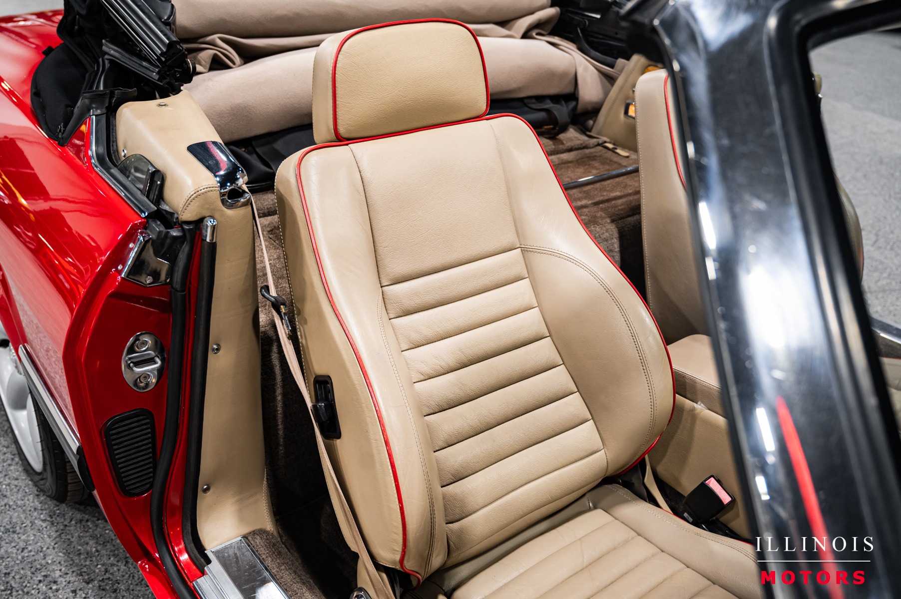 1991 Jaguar XJ photo 29