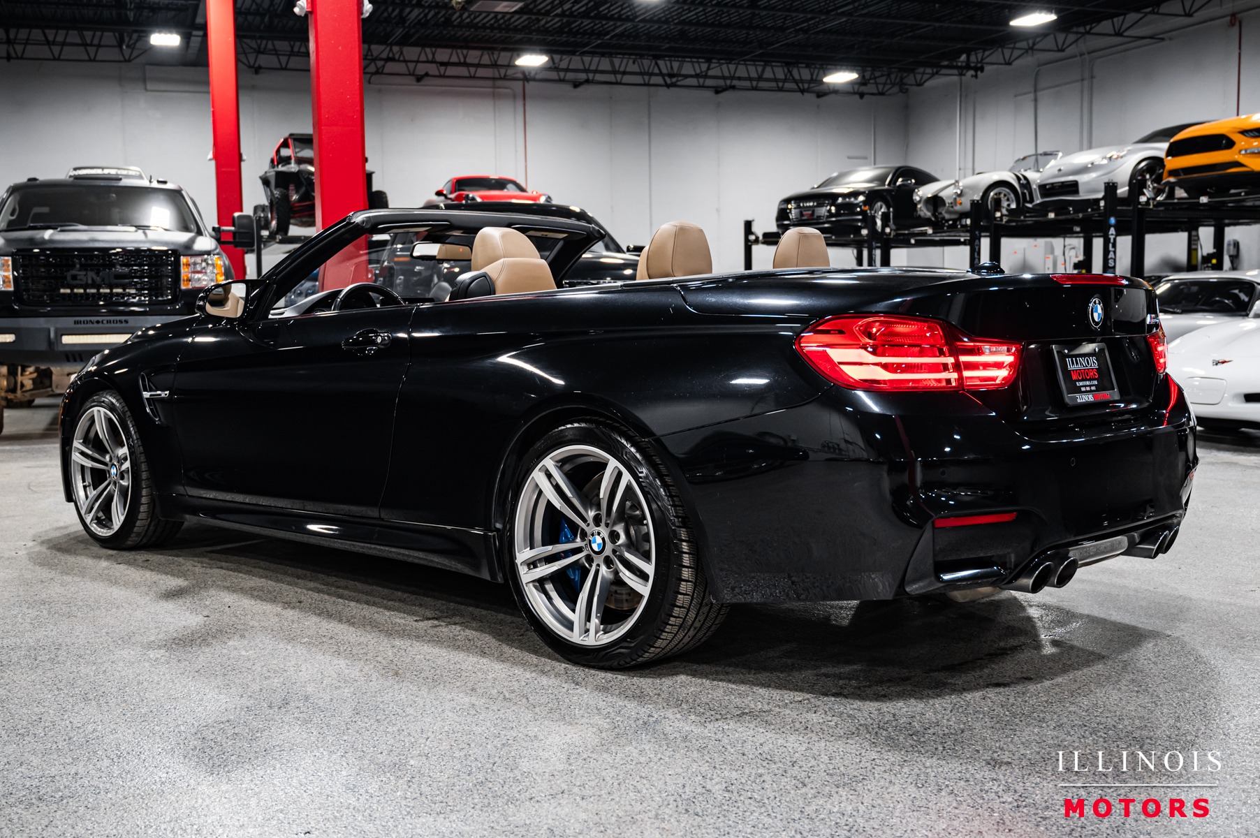 2016 Bmw M4 Convertible photo 3