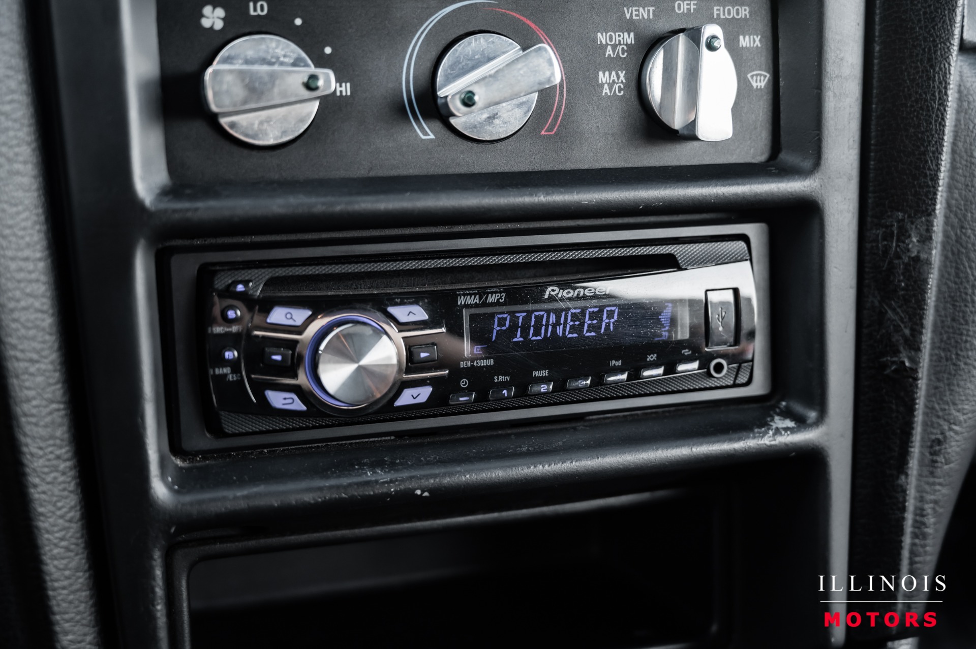 1996 Ford Mustang GT photo 30