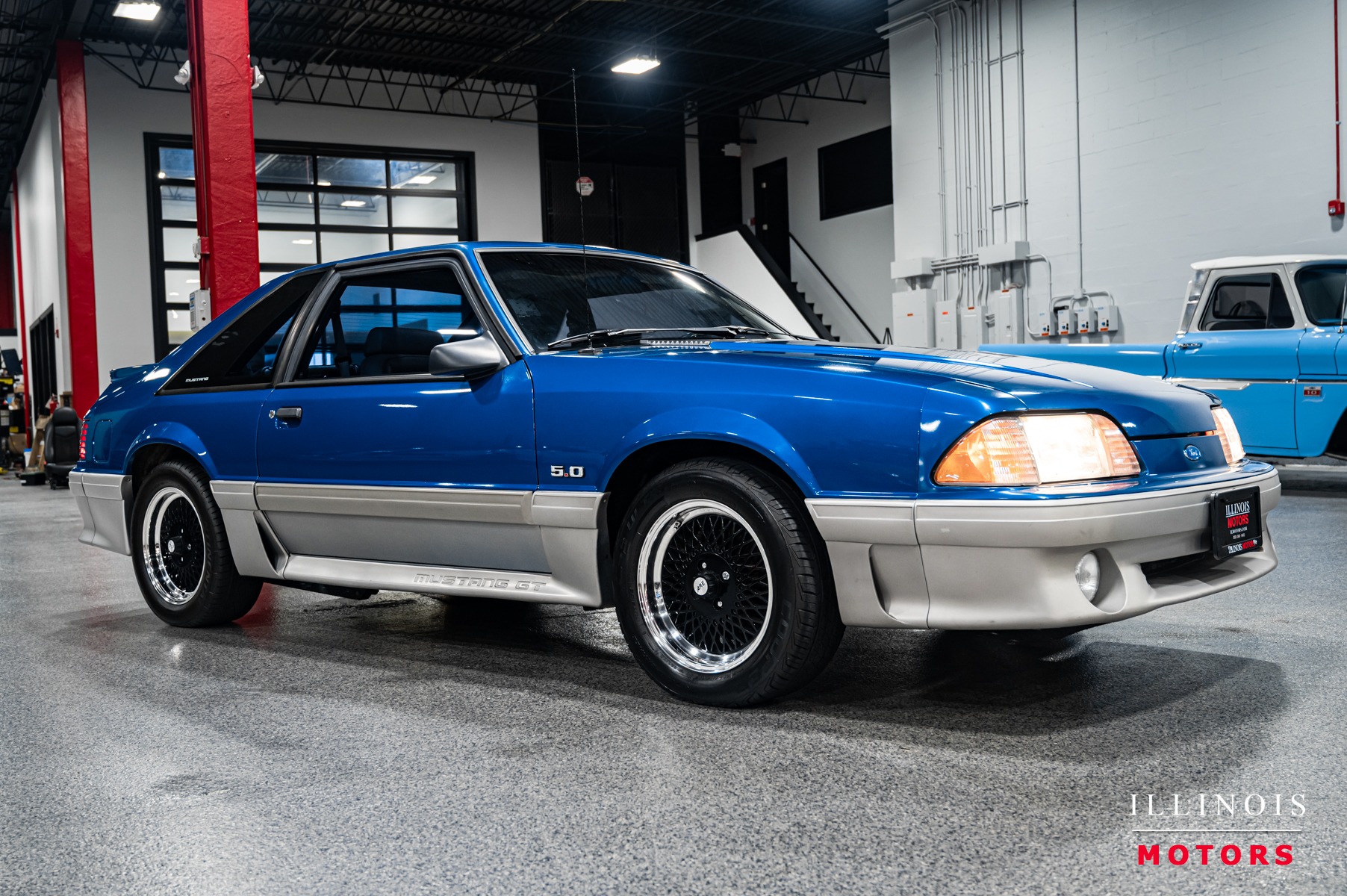 1990 Ford Mustang GT photo 4