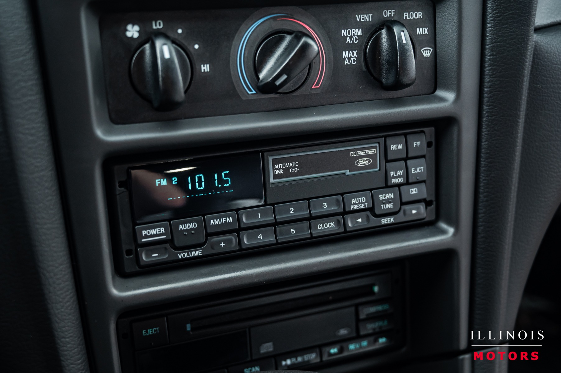 1999 Ford Mustang GT photo 25
