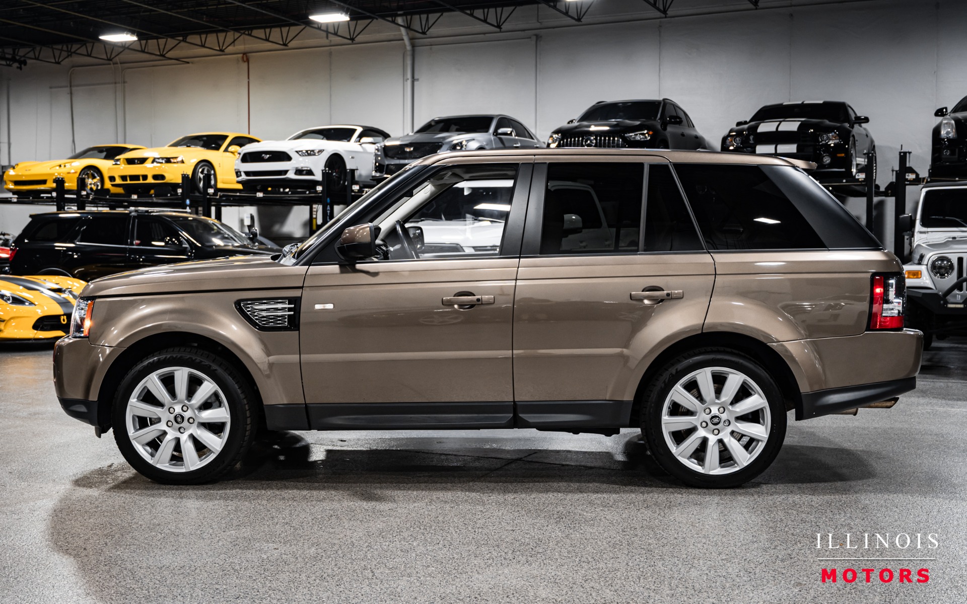 2013 Land Rover Range Rover Sport HSE LUX photo 2