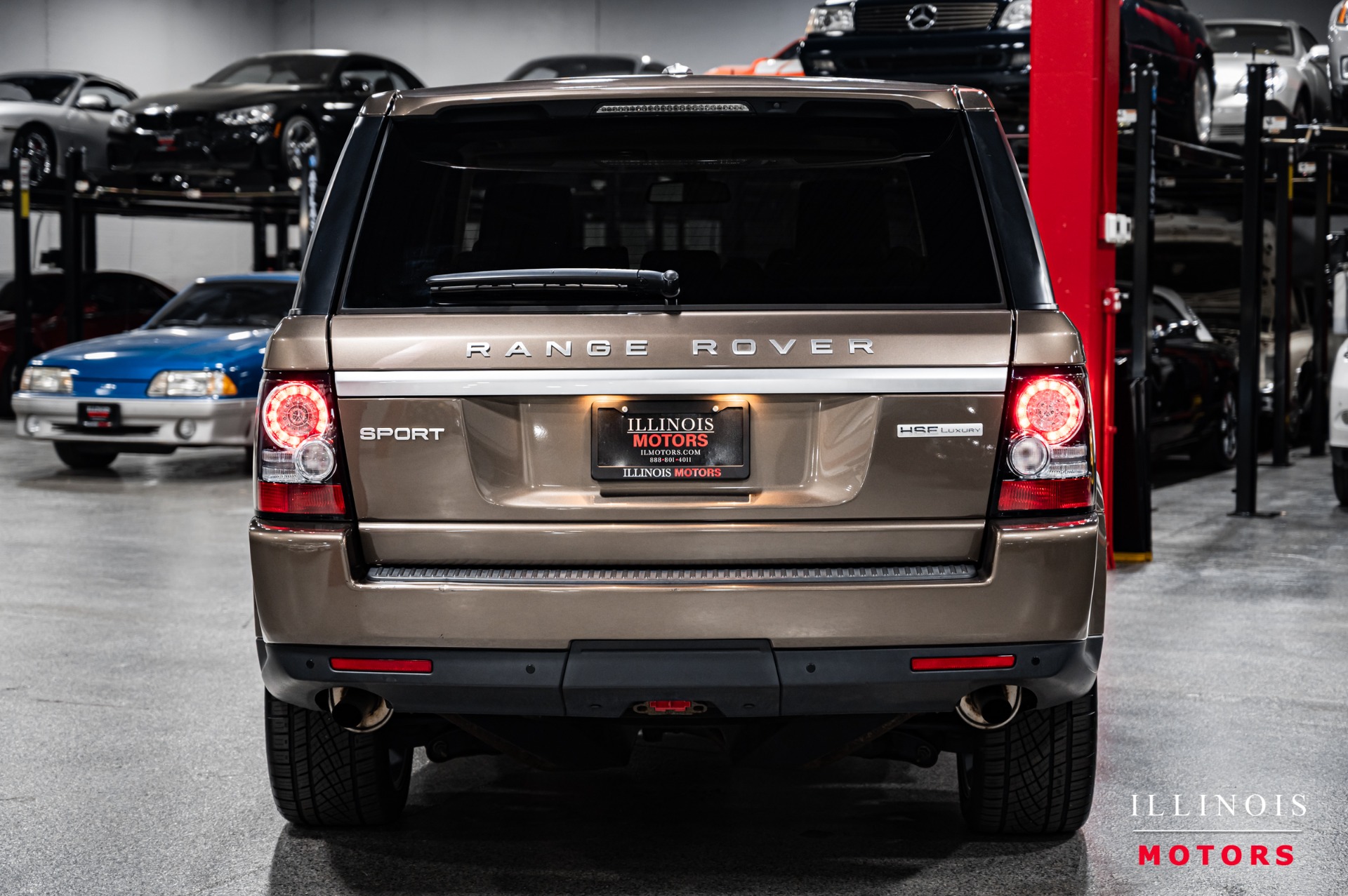 2013 Land Rover Range Rover Sport HSE LUX photo 4