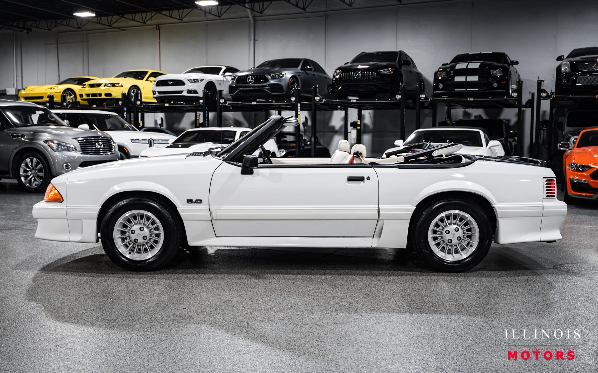 1990 Ford Mustang GT photo 2