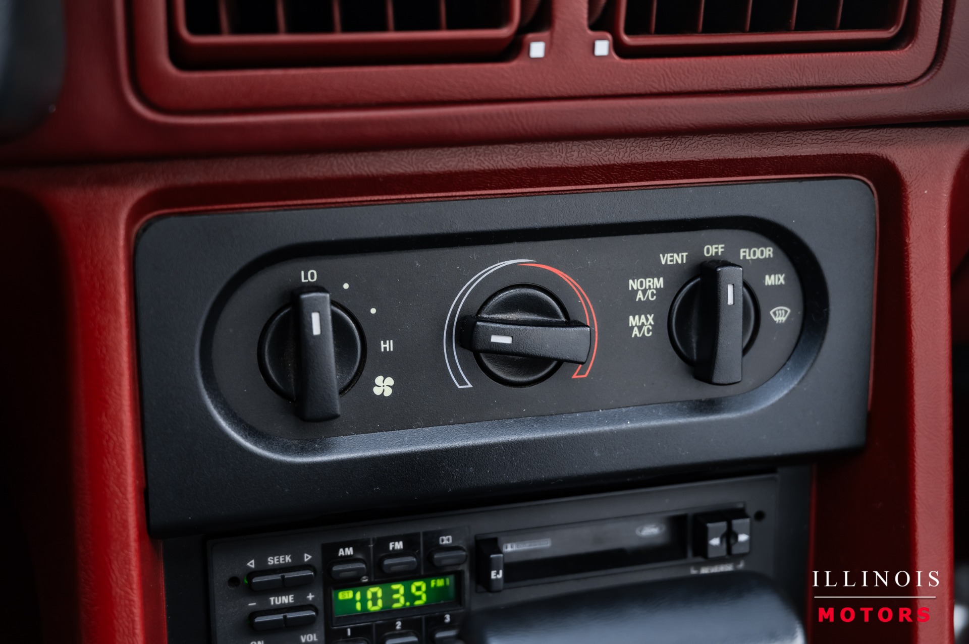 1990 Ford Mustang GT photo 20
