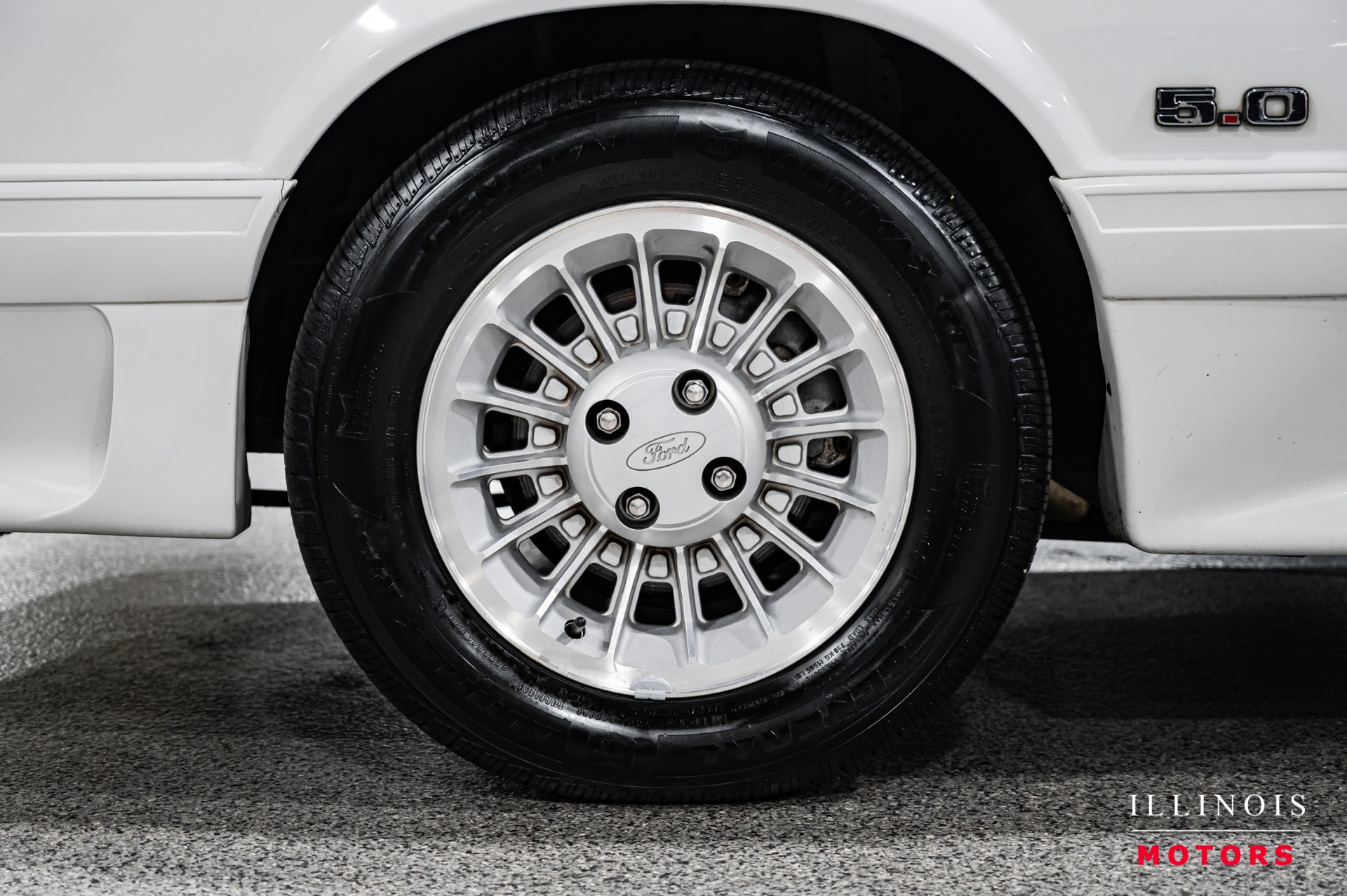 1990 Ford Mustang GT photo 9