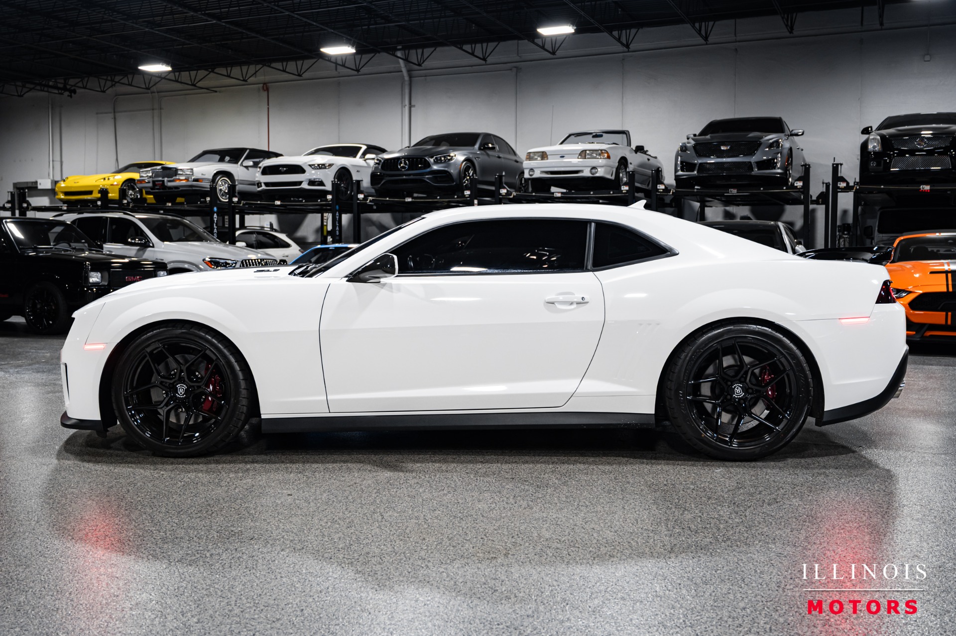 2014 Chevrolet Camaro Coupe ZL1 photo 2