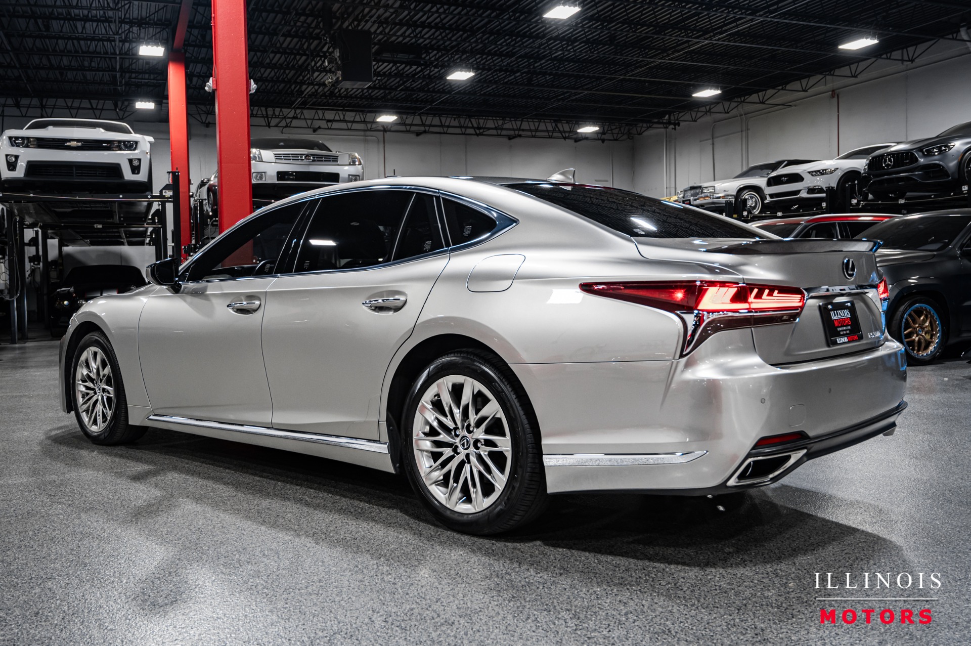 2018 Lexus LS 500 photo 3