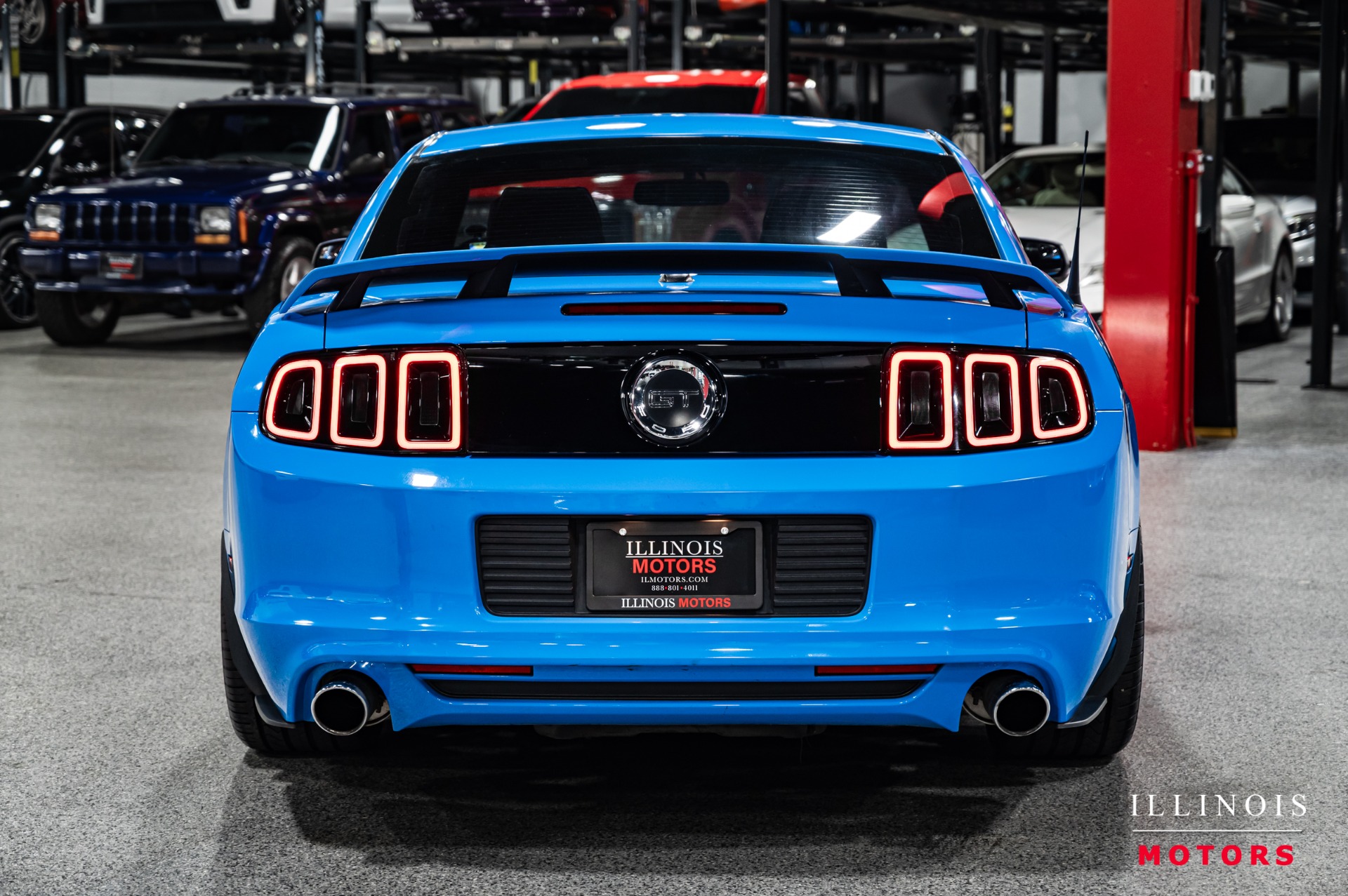 2013 Ford Mustang GT photo 4