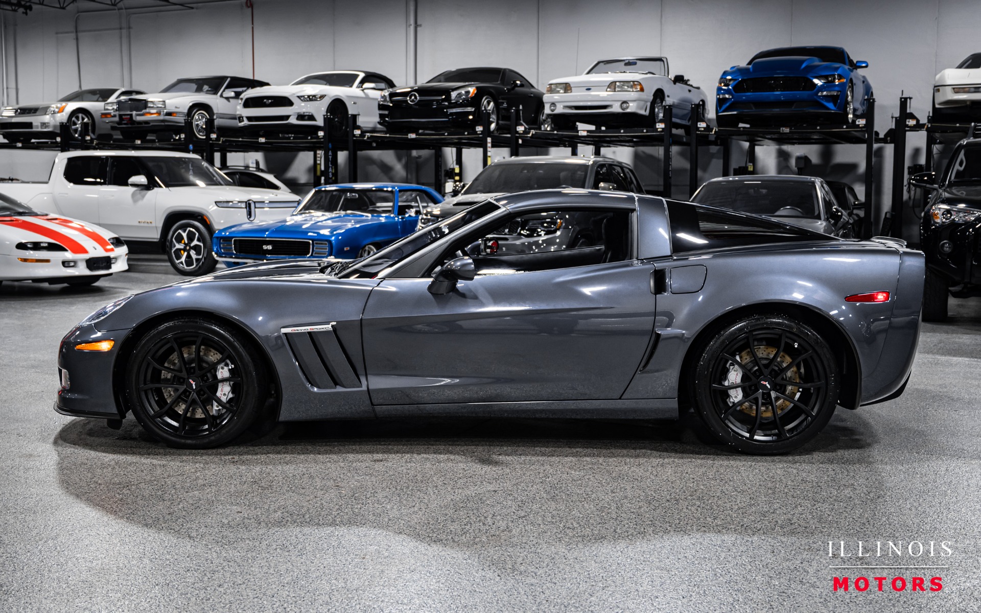2011 Chevrolet Corvette Grand Sport 2LT photo 2