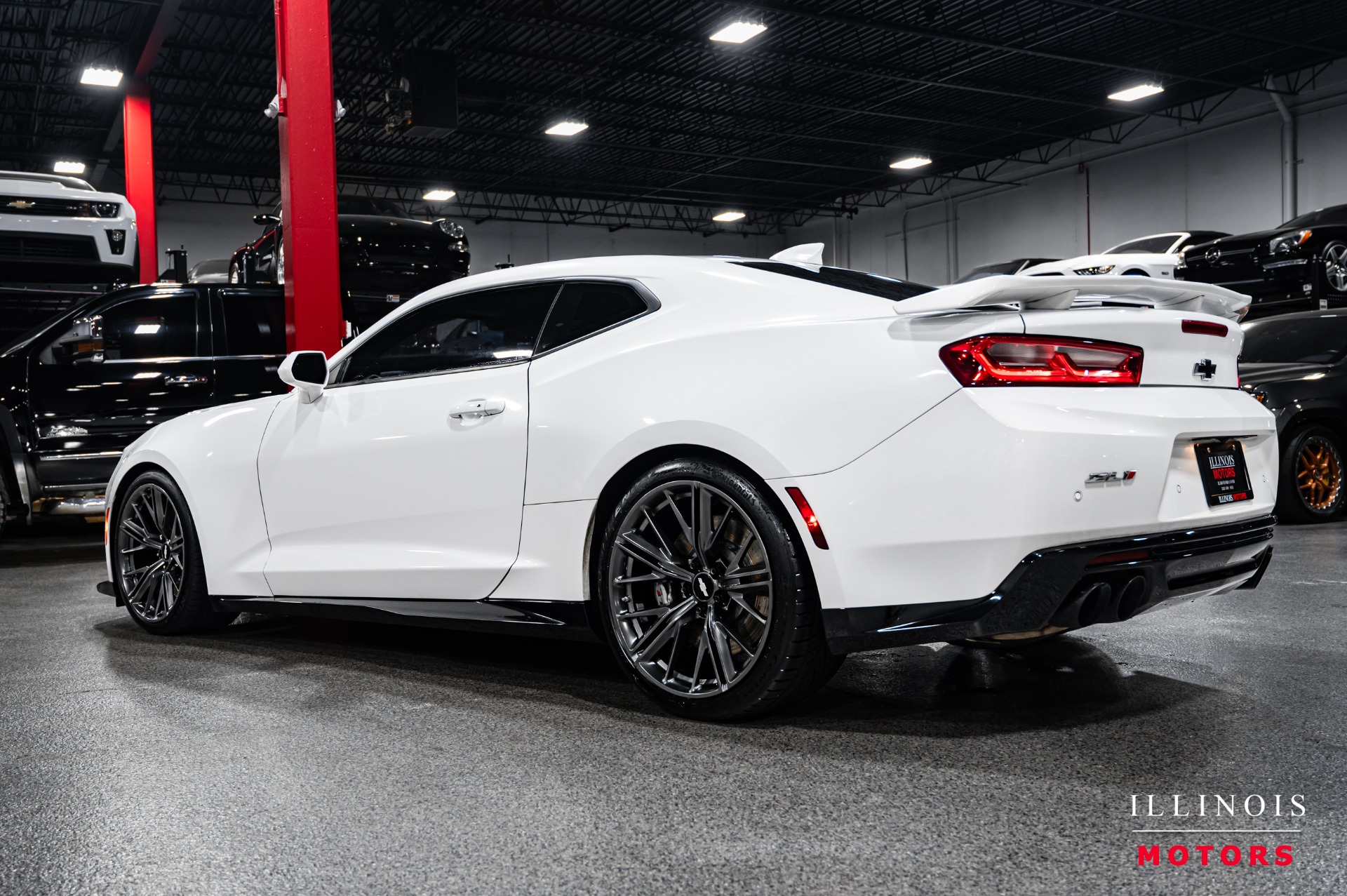 2017 Chevrolet Camaro ZL1 photo 2