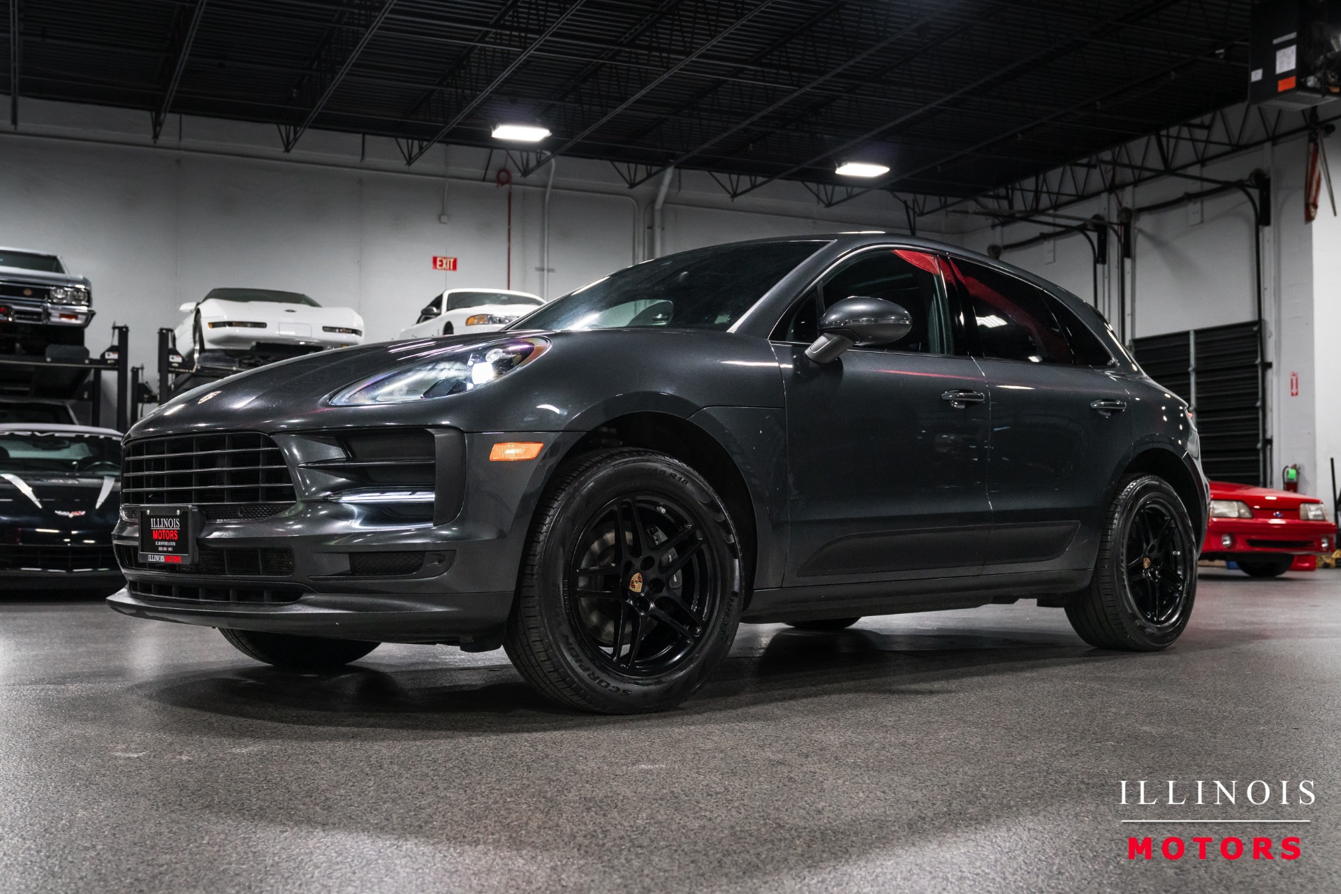 2020 Porsche Macan Base
