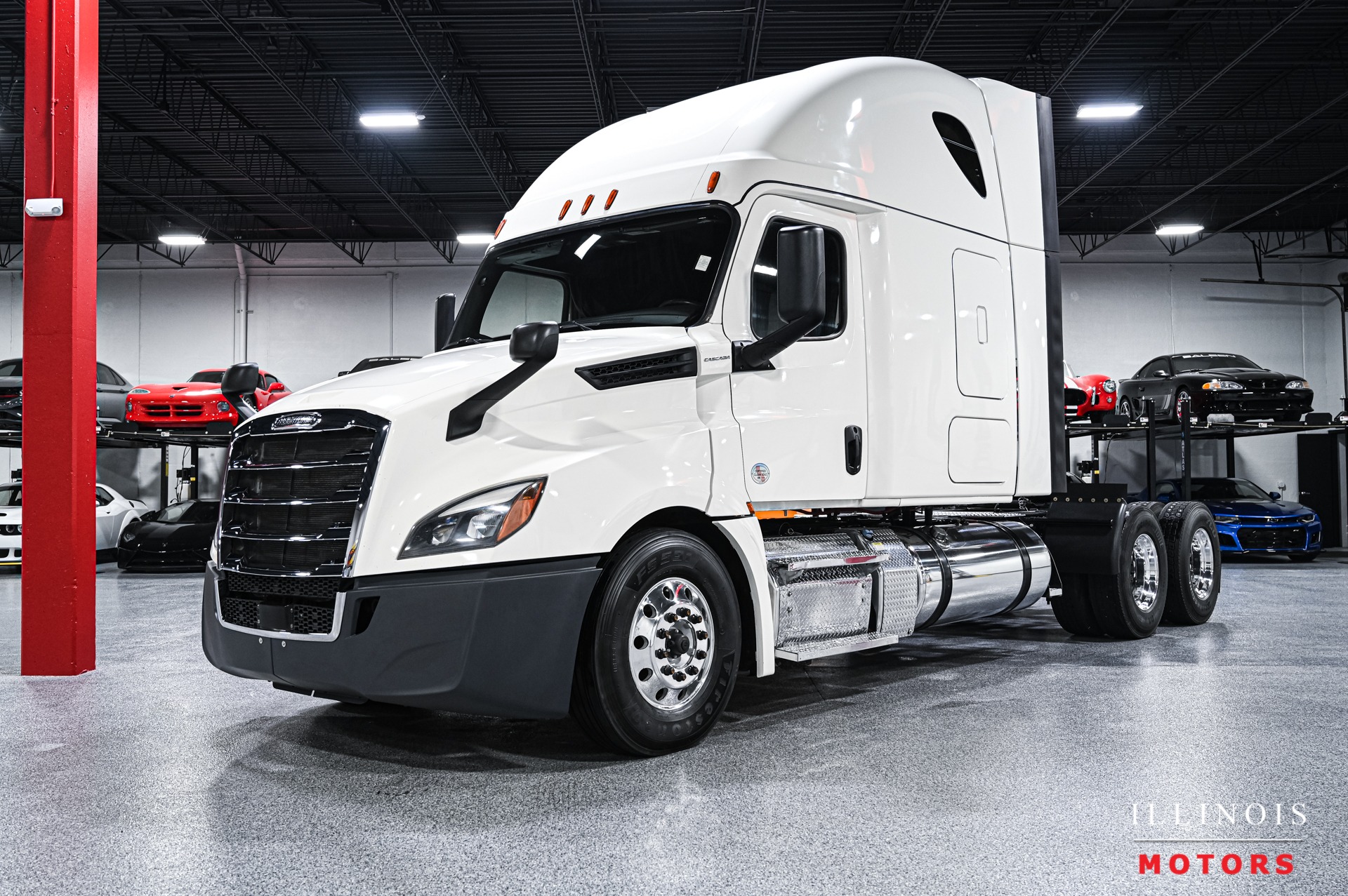 Used 2019 Freightliner Cascadia 126 6x4 T/A Sleeper For Sale (39,800