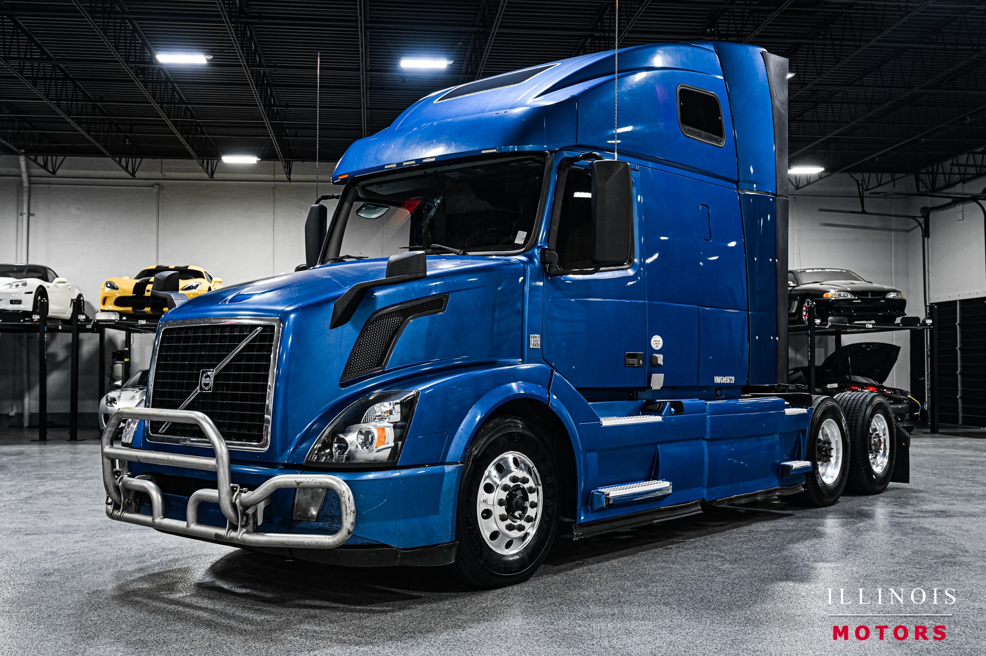 used-2016-volvo-vnl-670-sleeper-for-sale-39-800-illinois-motors