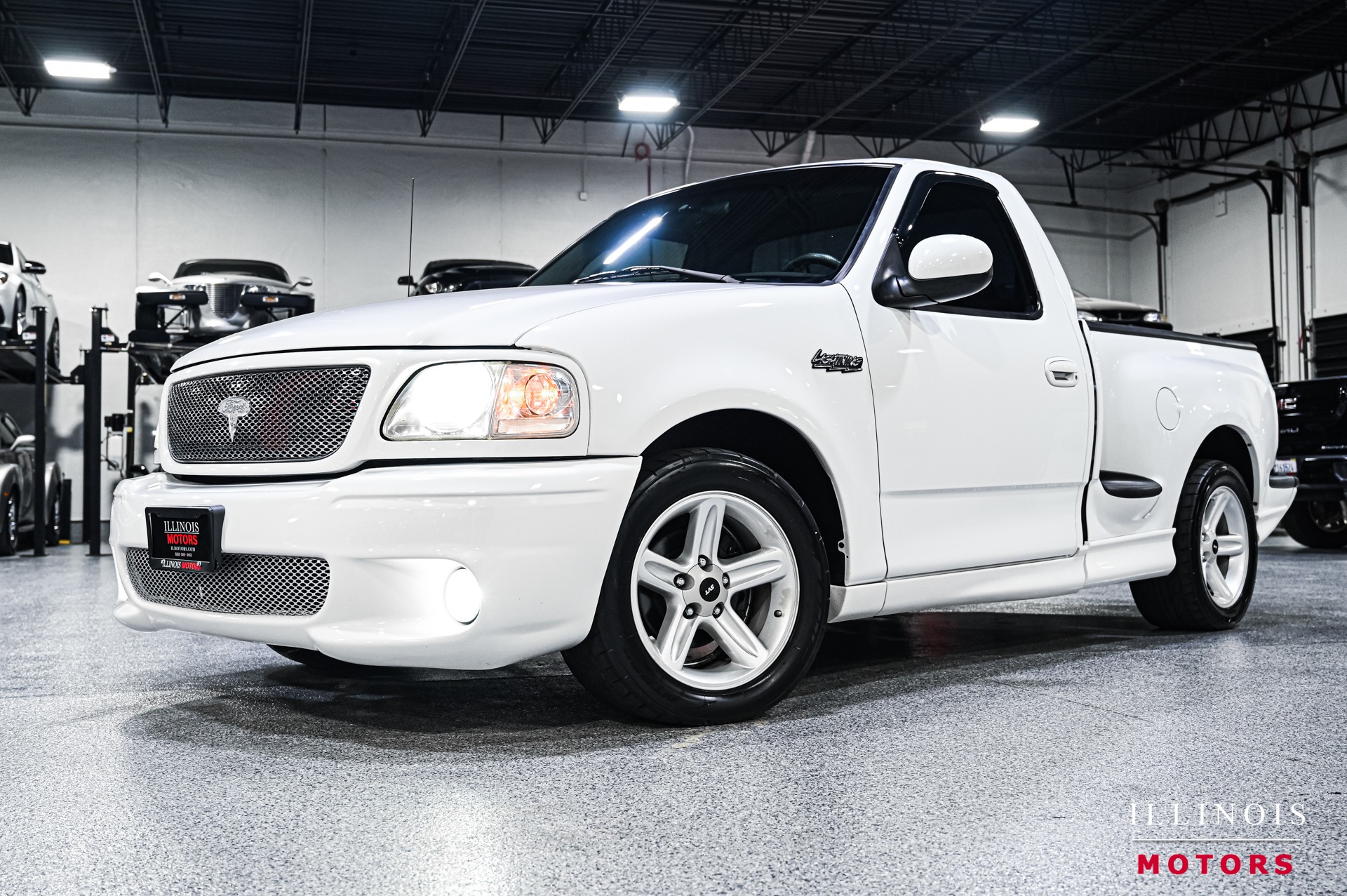Used 2004 Ford F150 SVT Lightning For Sale (23,800) Illinois Motors