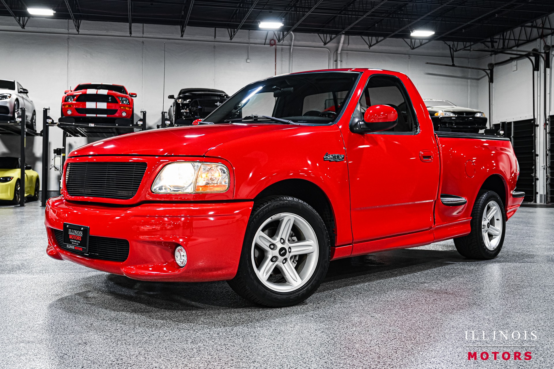 Used 2004 Ford F150 SVT Lightning For Sale (35,800) Illinois Motors